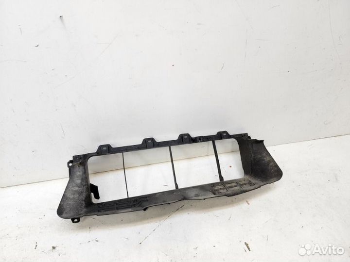 Воздуховод радиатора передний Hyundai Santa Fe 4