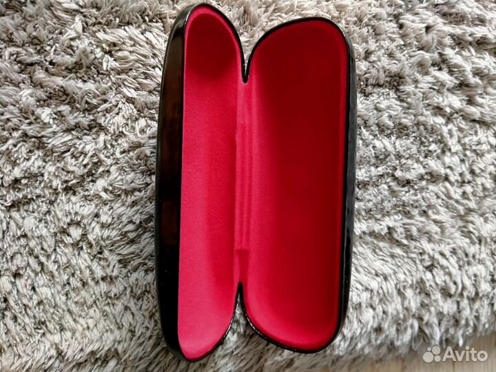 Футляр для очков