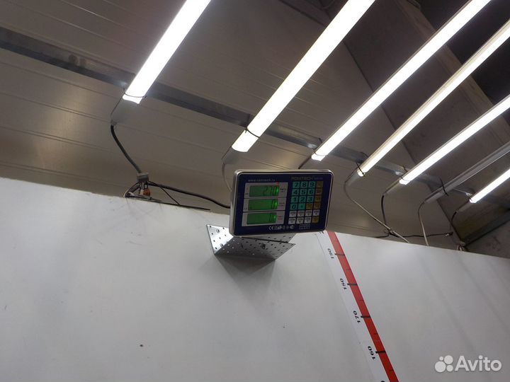 Молдинг крыла заднего левого Volkswagen Transporte