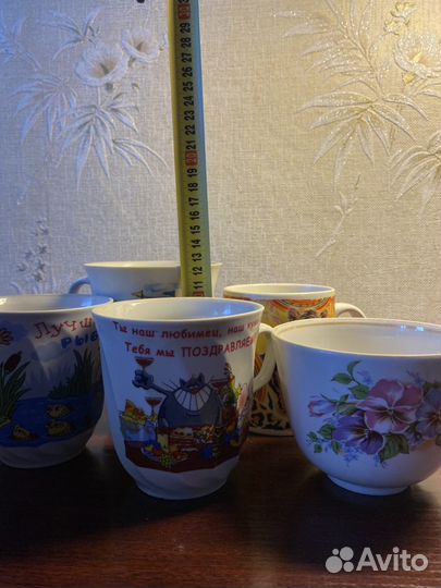 Тарелки, кружки, ложки вилки