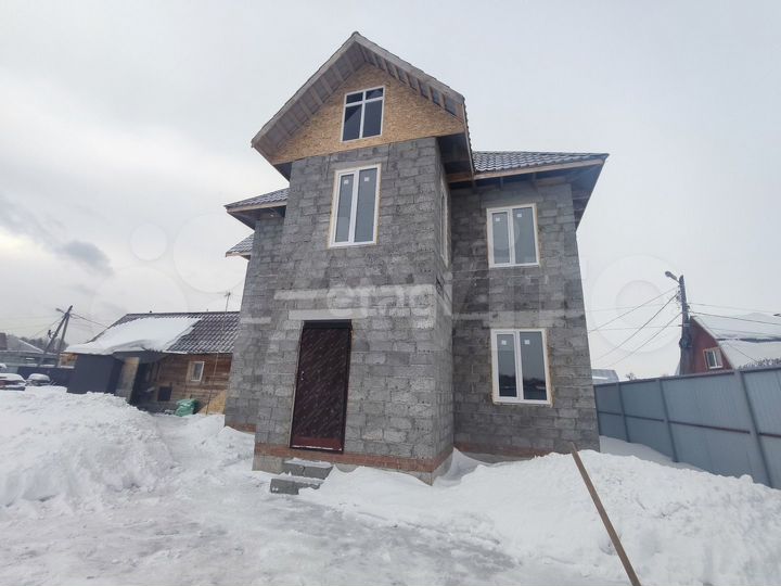 Дом 150 м² на участке 9,5 сот.