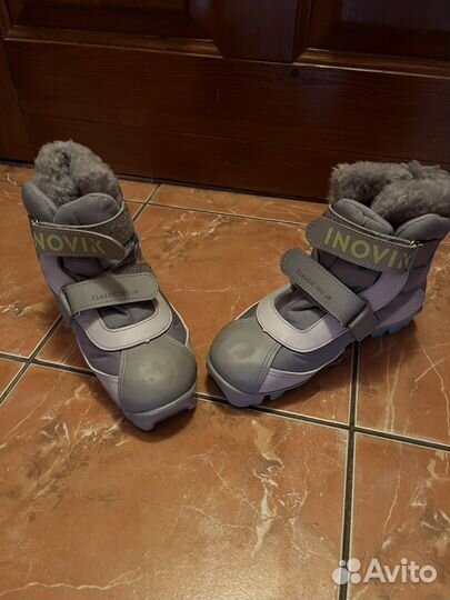 Лыжи беговые классические, палки, ботинки