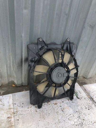 Диффузор вентилятора кондиционера Honda Civic 8 4D