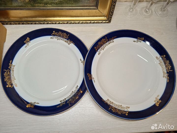 Тарелки ваза солонка голубка