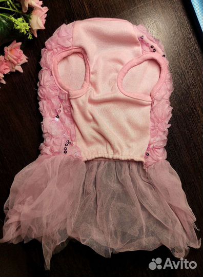 Роскошное платье для собаки миниатюрной породы