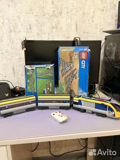 Lego city поезд