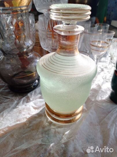Старинный графин