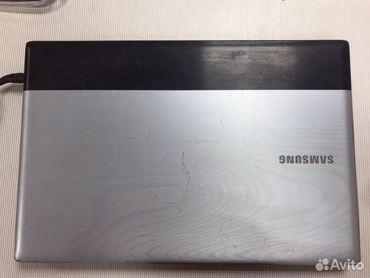 Ноутбук samsung np-rv520