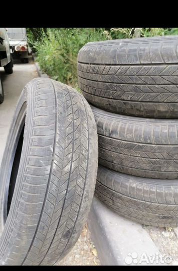 Dunlop Grandtrek ST20 215/60 R17