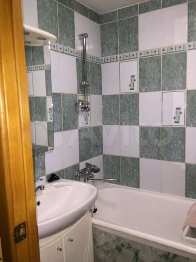 4-к. квартира, 80 м², 3/10 эт.