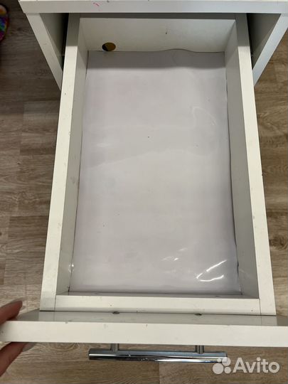 Маникюрный стол складной бу