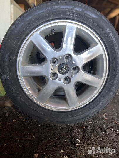 Комплект дисков с резиной на KIA 205/55/r16