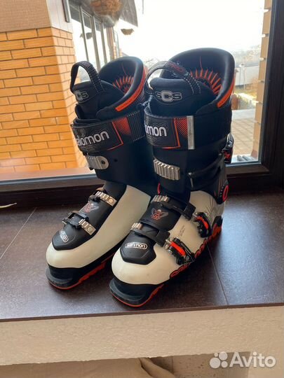 Горнолыжные ботинки