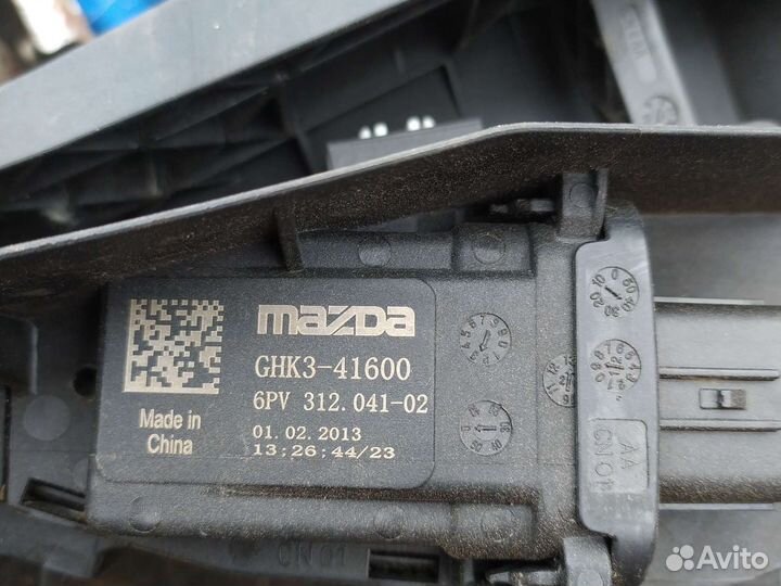 Педали Мазда 6