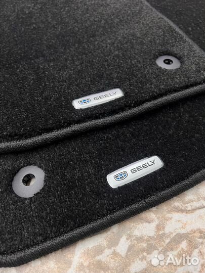 Велюровые автоковрики Geely Monjaro