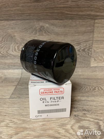 Фильтр масляный Mitsubishi, MD360935
