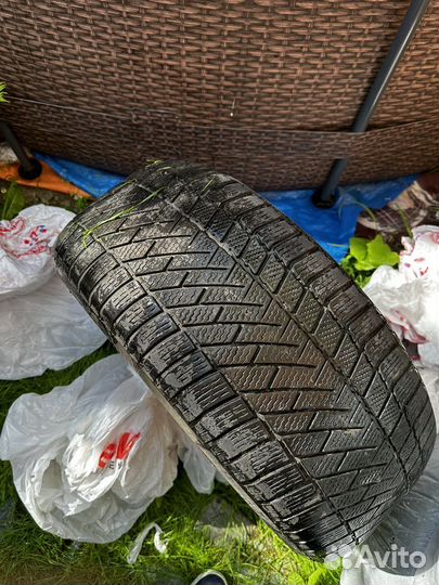Continental ContiVikingContact 6 SUV 255/50 R19