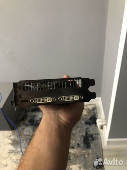 Видеокарта GTX 560