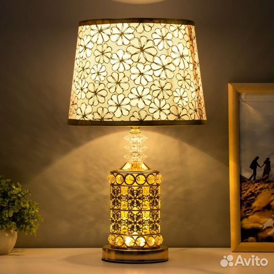 Лампа настольная с подсветкой 'Романа' 1x60Вт E27