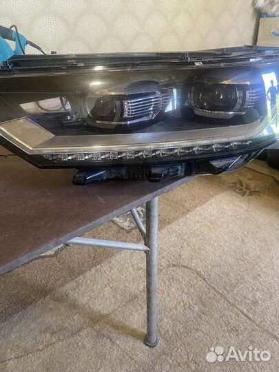 Левая фара фольсваген пассат б 8