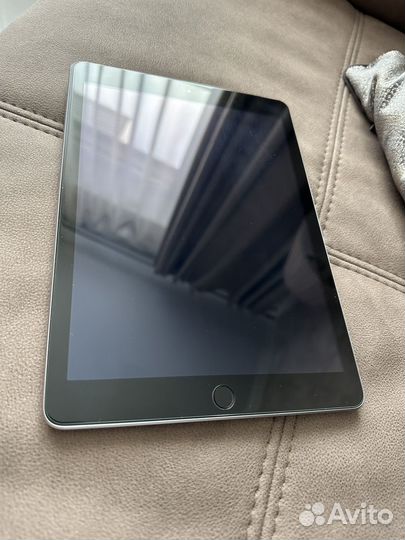 iPad (5-го поколения)