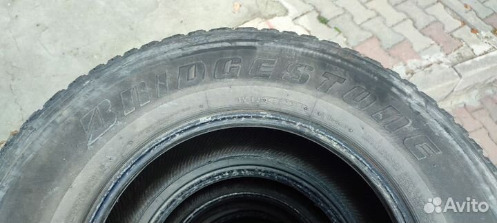 Bridgestone Dueler H/P 265/70 R16