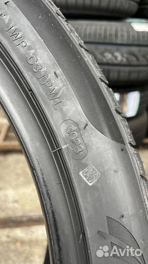 Winrun R330 275/35 R22 и 315/30 R22 104Y