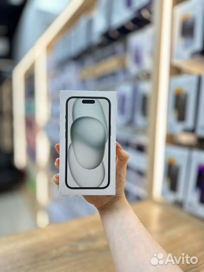 iPhone 15, 256 ГБ