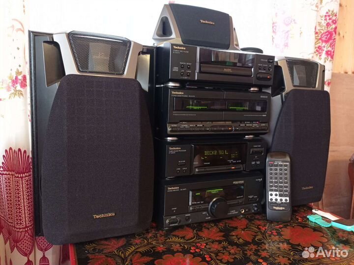 Музыкальный центр Technics se-ch570 с 600 аккуст