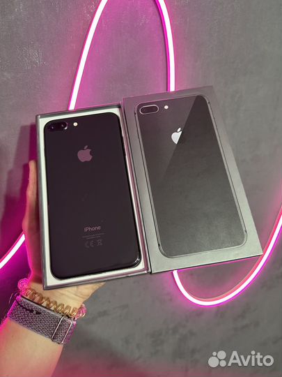 iPhone 8 Plus, 64 ГБ