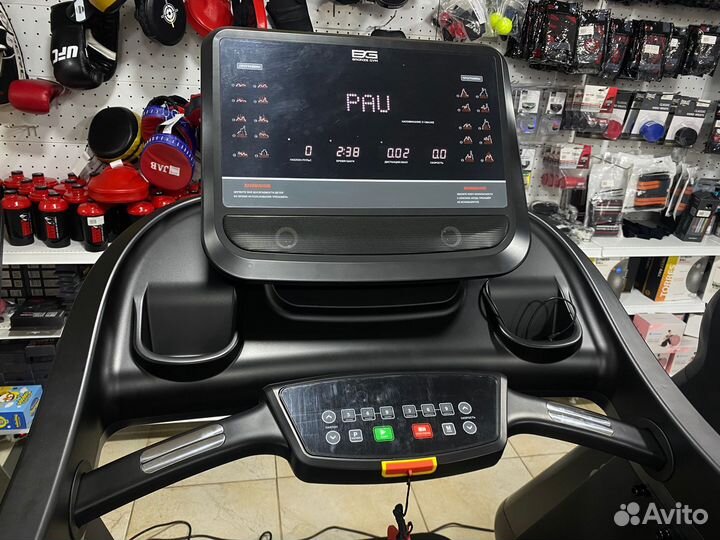 Беговая дорожка полупрофессиональная T815M