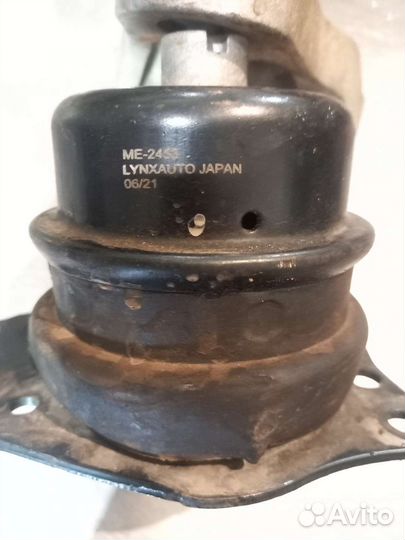 Подушка двигателя VW Polo