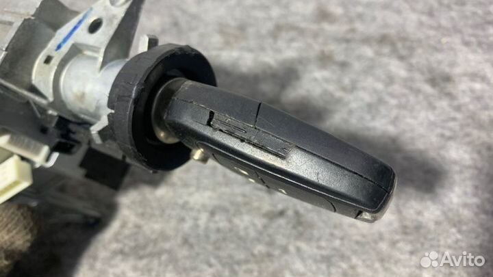 Замок зажигания Opel Astra H L48 Z18XER 2007