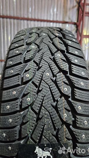 Arivo Ice Claw ARW8 235/65 R17