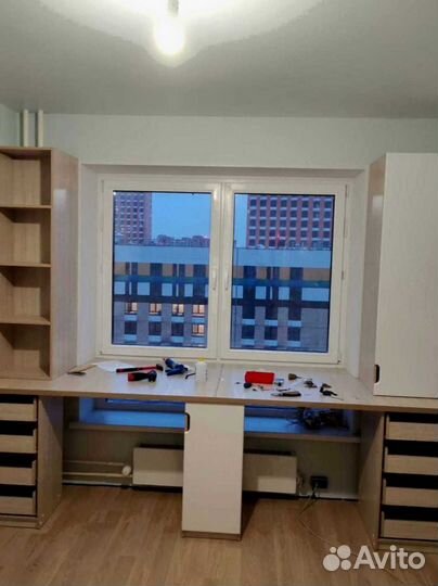 Рабочая зона у окна