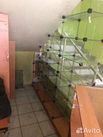 Стеклянная тумба