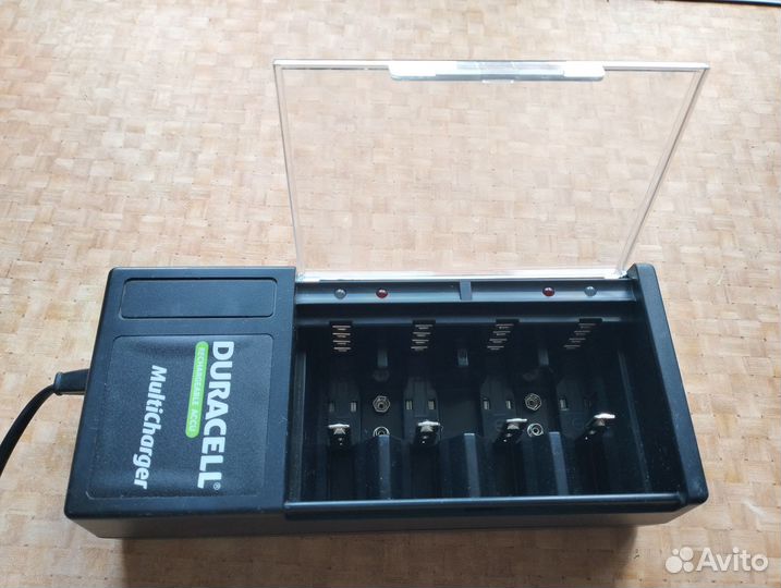 Зарядное устройство Duracell