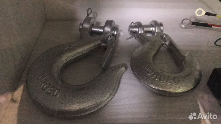 Крюк для лебедки