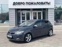 Kia Ceed 1.6 MT, 2010, 300 000 км, с пробегом, цена 699 000 руб.