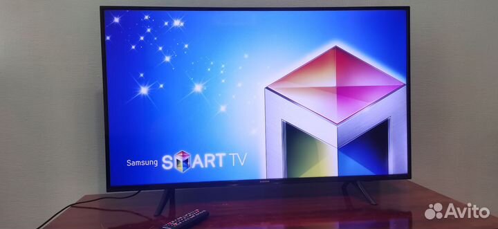 Смарт TV Samsung 108cm