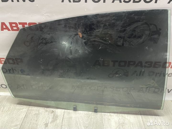 Стекло заднее правое Audi A6 C5