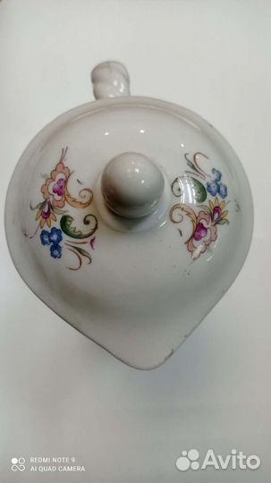 Фарфоровый кувшин старина