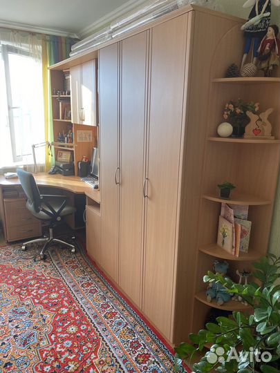 Стенка детская с рабочим столом