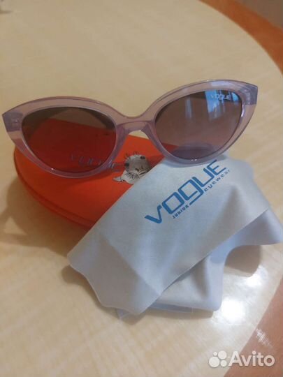 Солнцезащитные очки для девочки