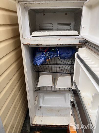 Холодильник