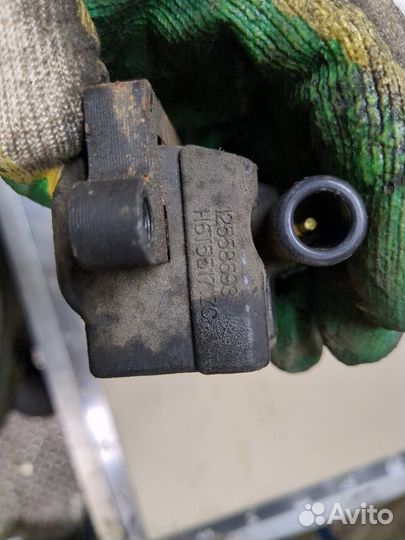 Катушка зажигания Cadillac Escalade 2, 2005