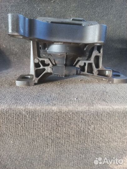 Подушка двигателя ford kuga2