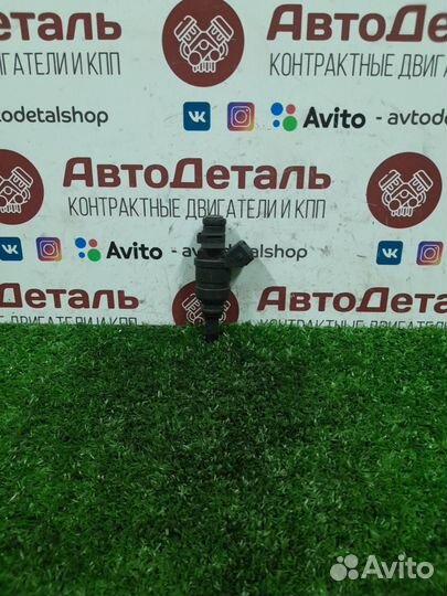 Форсунка топливная BMW 5 E39 рест. 2002 1427240