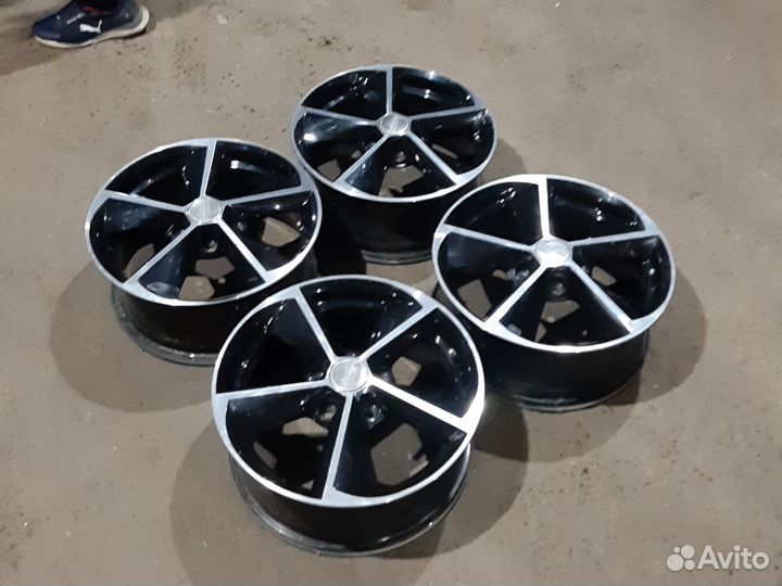 Диски литые r16 5 112