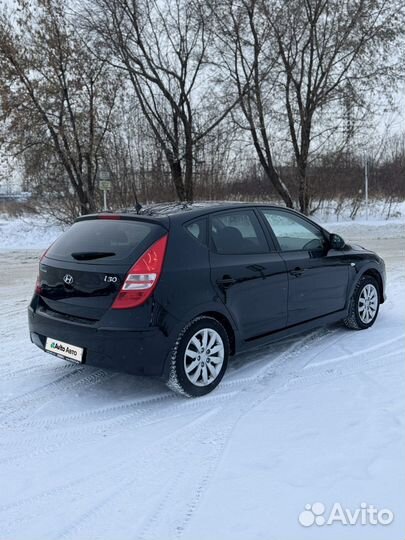 Hyundai i30 1.6 AT, 2011, 174 045 км